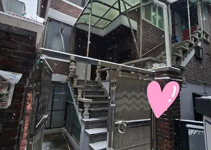 Bed & Breakfast Gangdong, Good